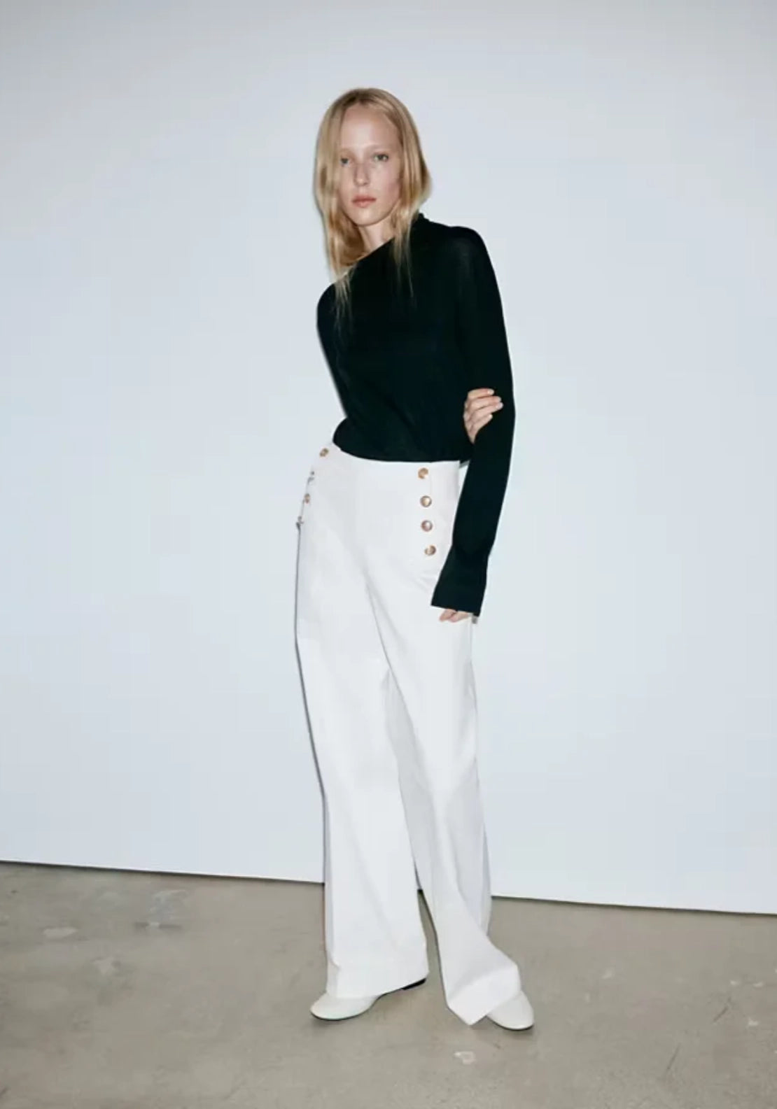 Wide Leg High Waist Jeans With Side Buttons - White