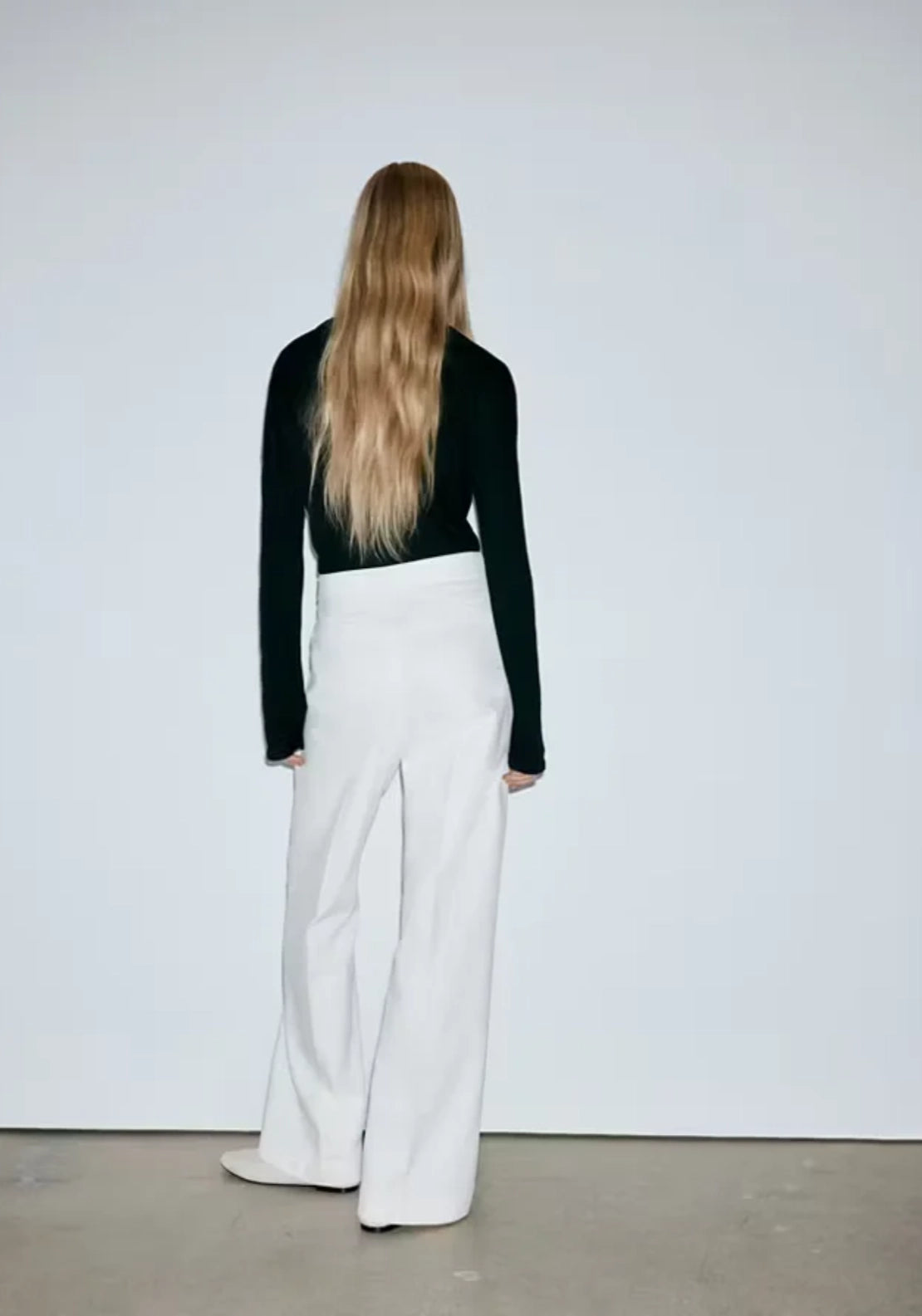Wide Leg High Waist Jeans With Side Buttons - White