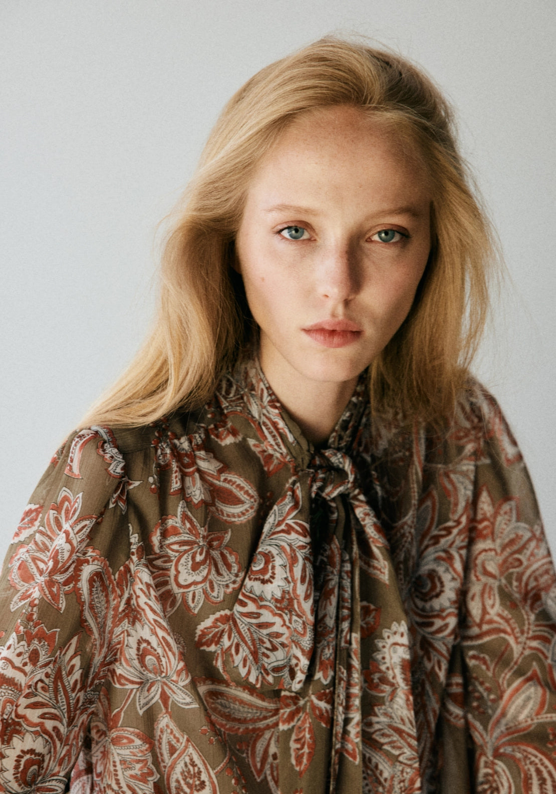 Floral Blouse With Bow Detail - Green
