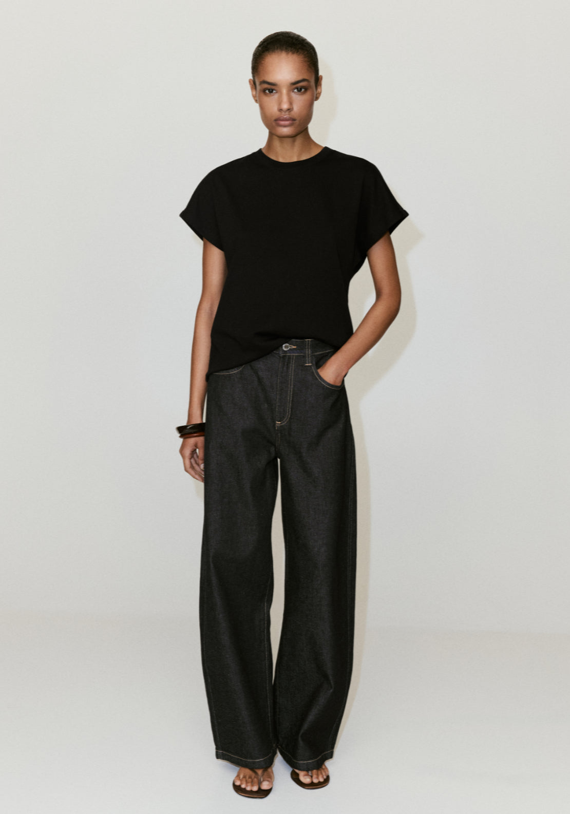 100% Cotton Short Sleeved T-Shirt - Black