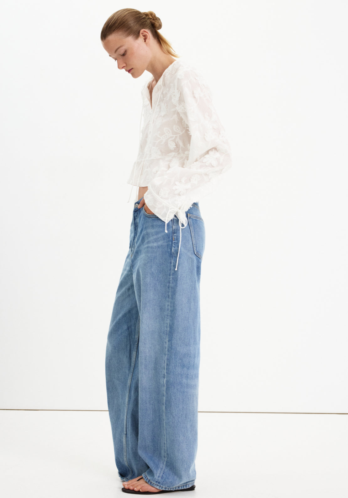 Cotton Blouse With Floral Embroidery - White