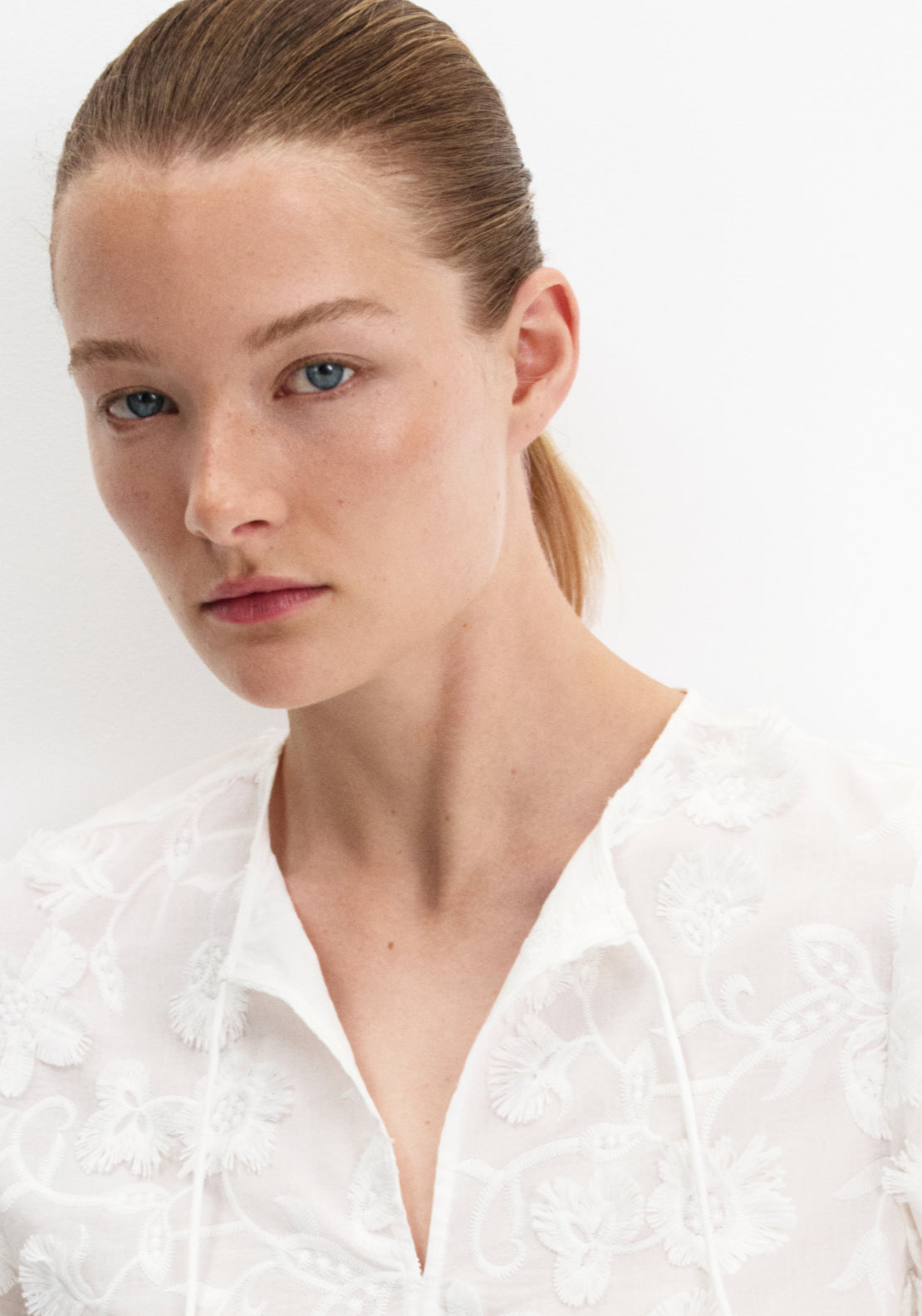 Cotton Blouse With Floral Embroidery - White