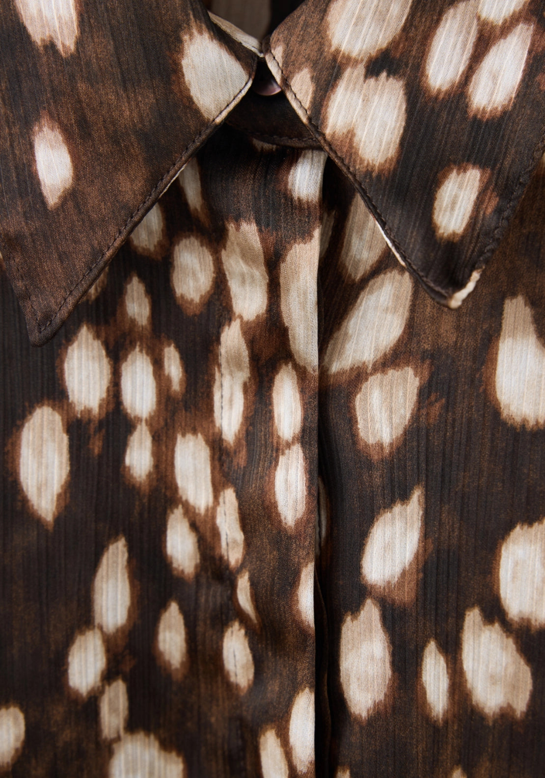 Checked Shirt With A Band Collar - Brown