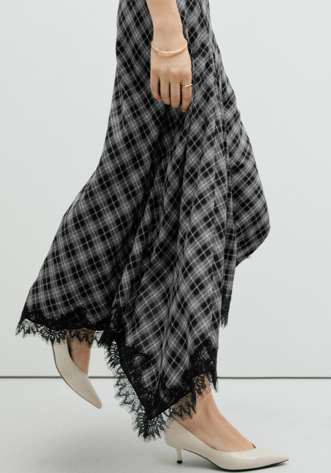 Flowy Checked Midi Skirt - Black