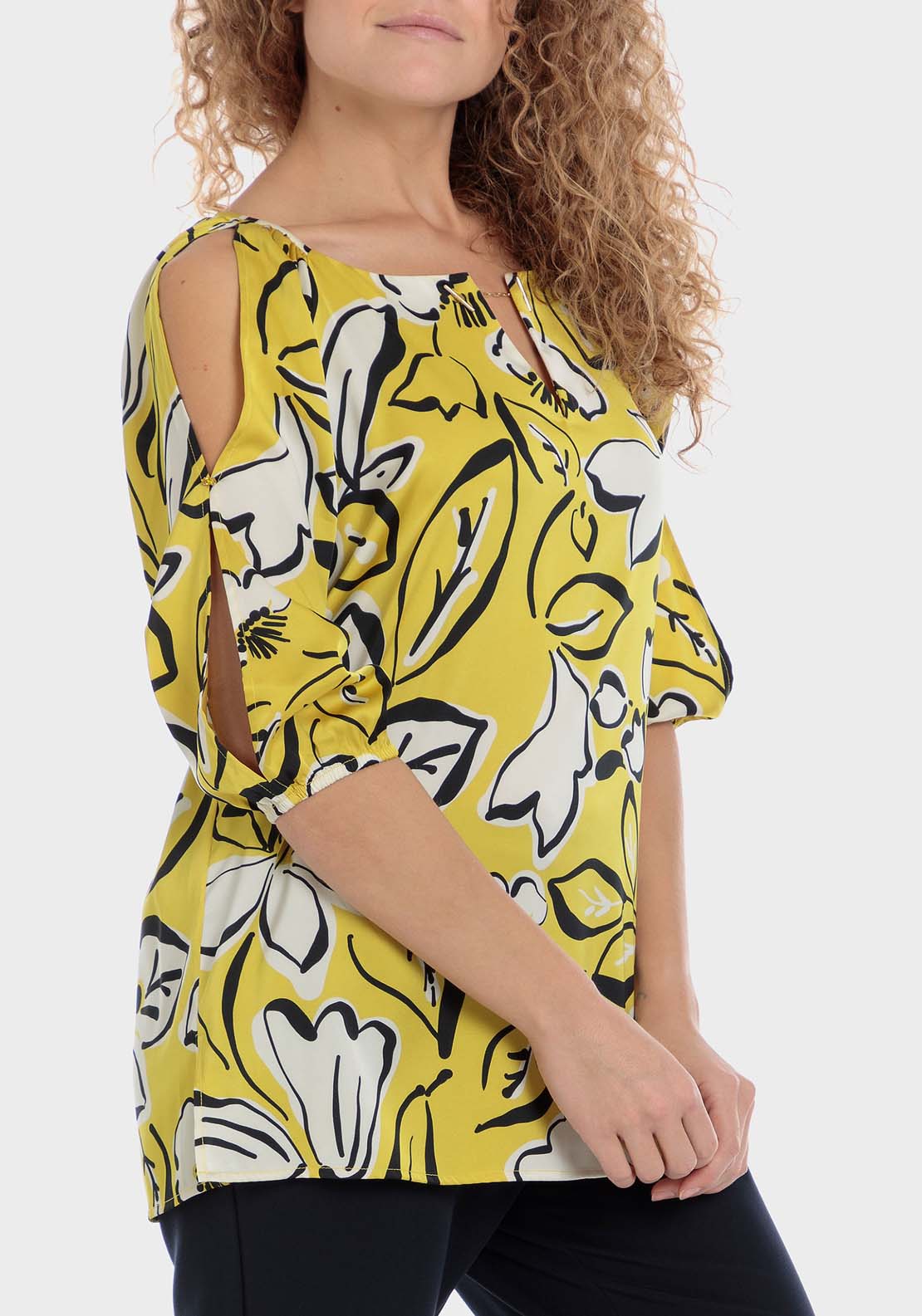 Punt Roma Printed Blouse 3 Shaws Department Stores