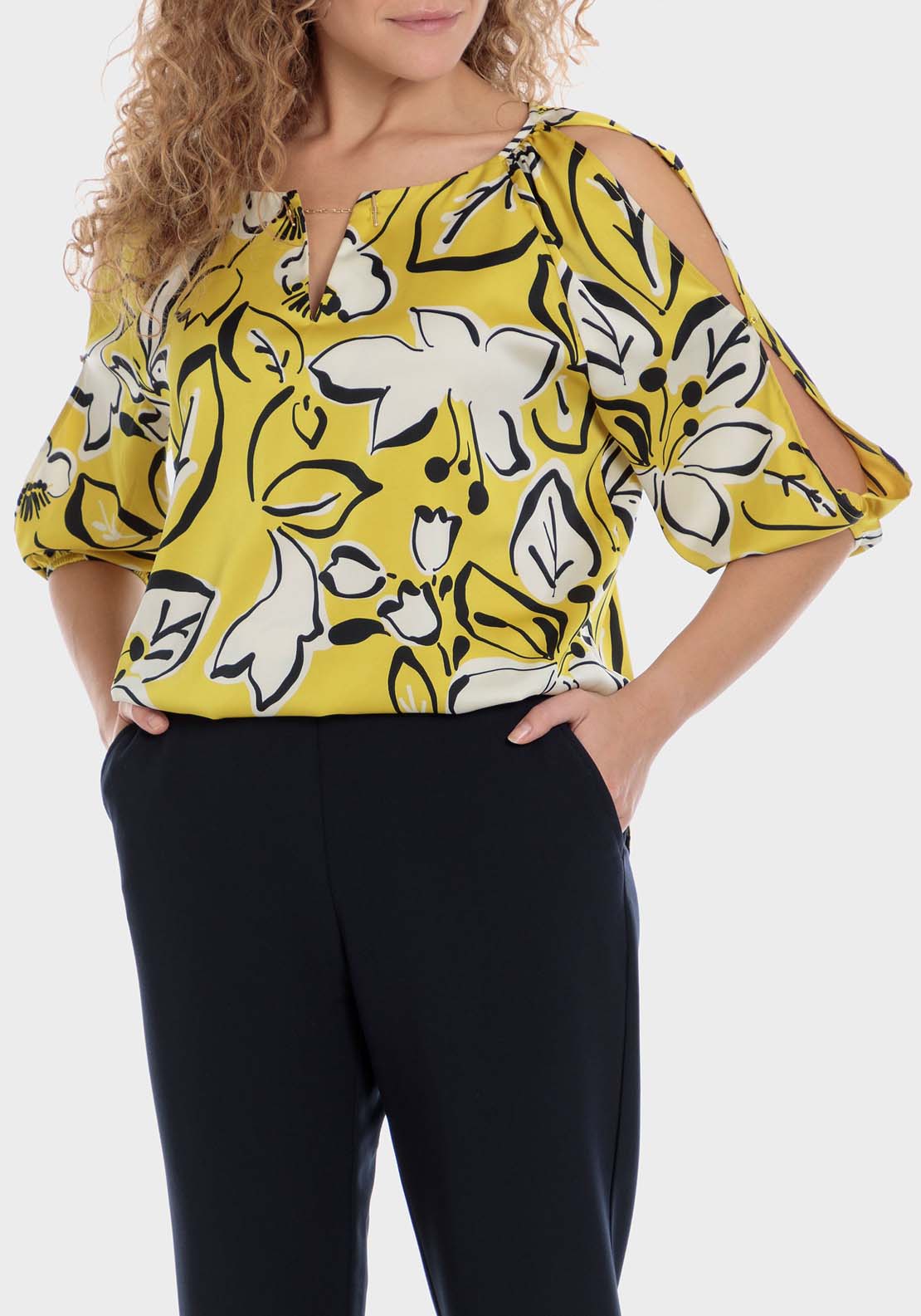 Punt Roma Printed Blouse 2 Shaws Department Stores