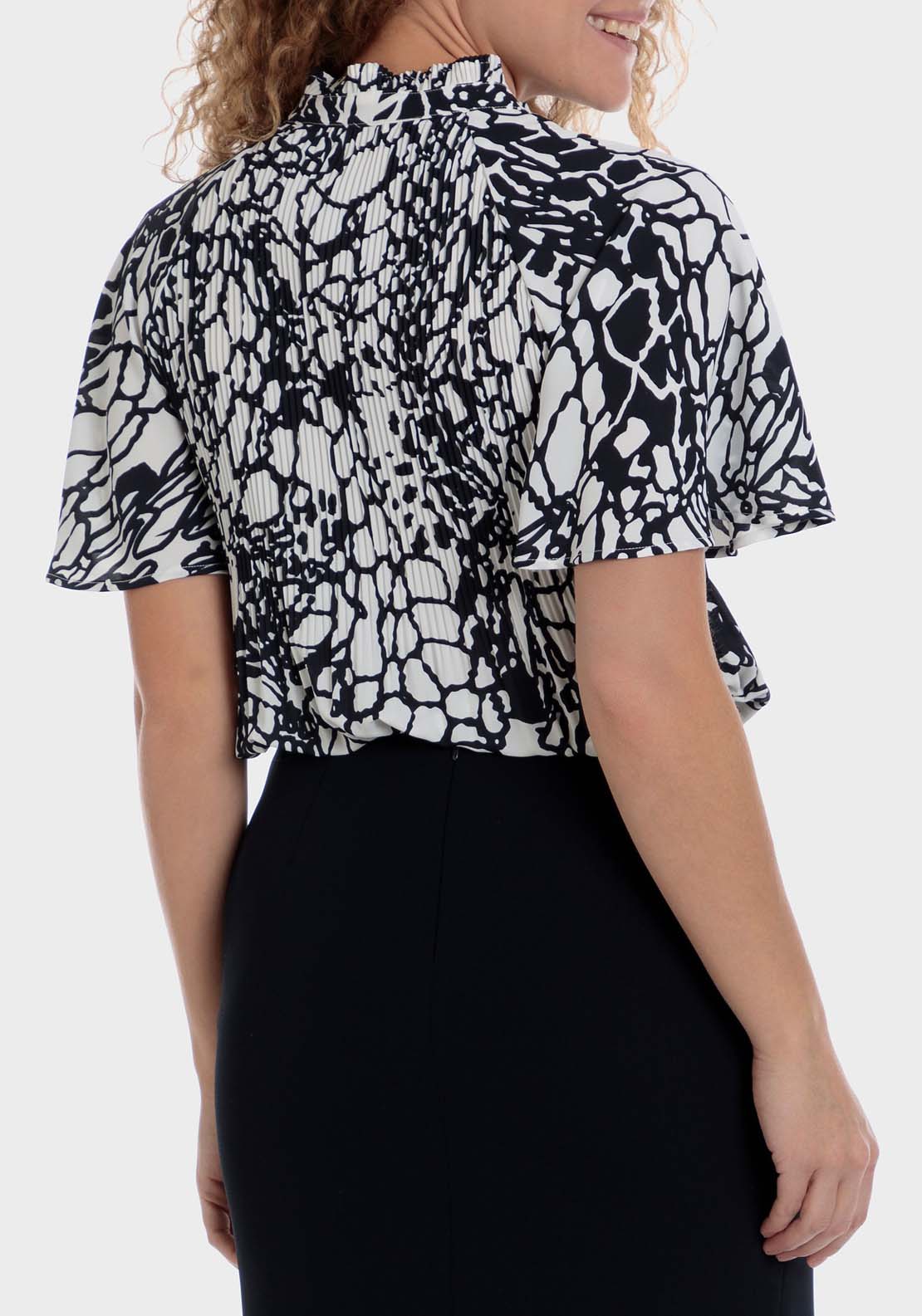 Punt Roma Pleated Printed Blouse 4 Shaws Department Stores