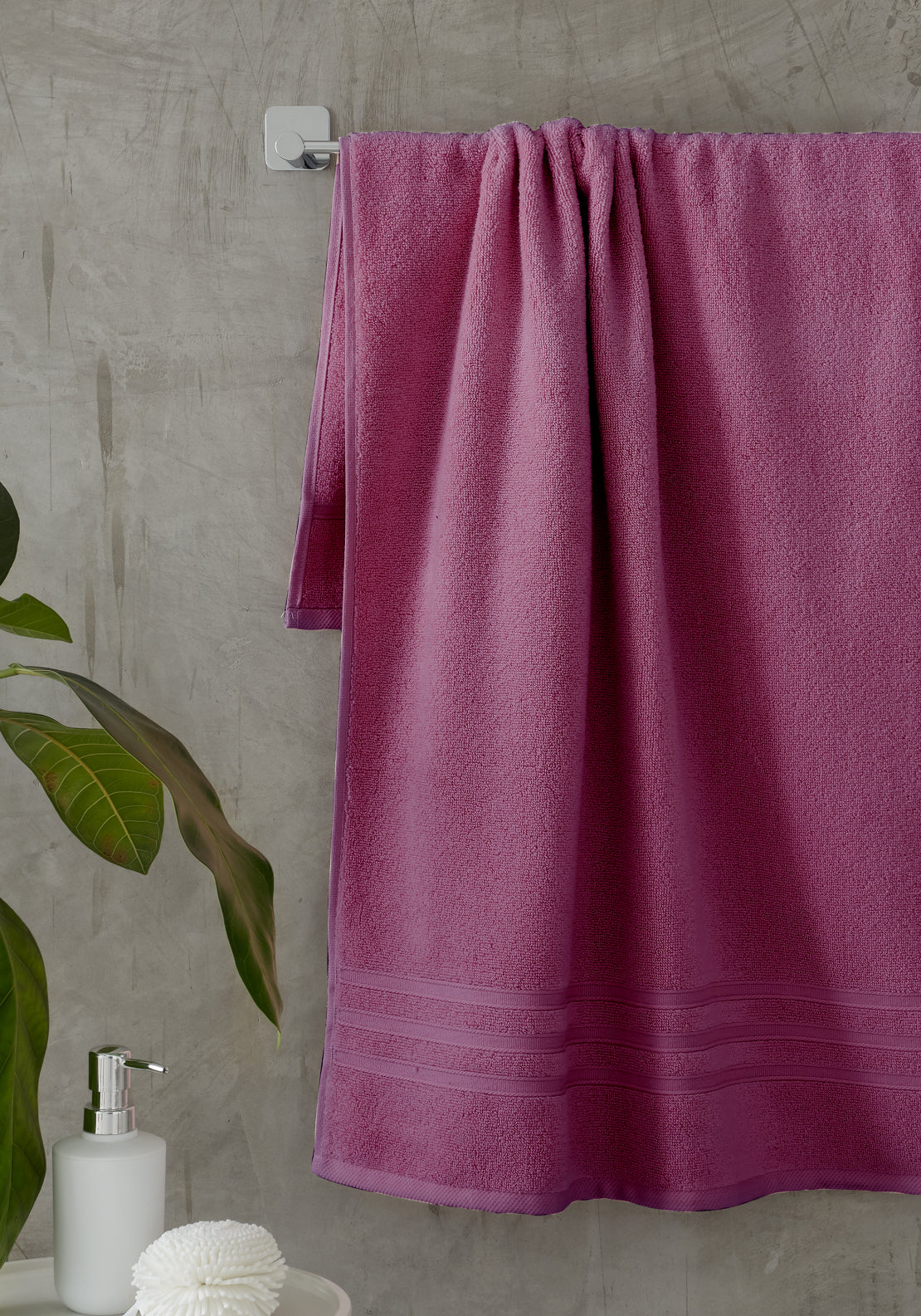 Catherine Lansfield 100% Cotton Zero Twist Towel 450gsm - Pink 2 Shaws Department Stores