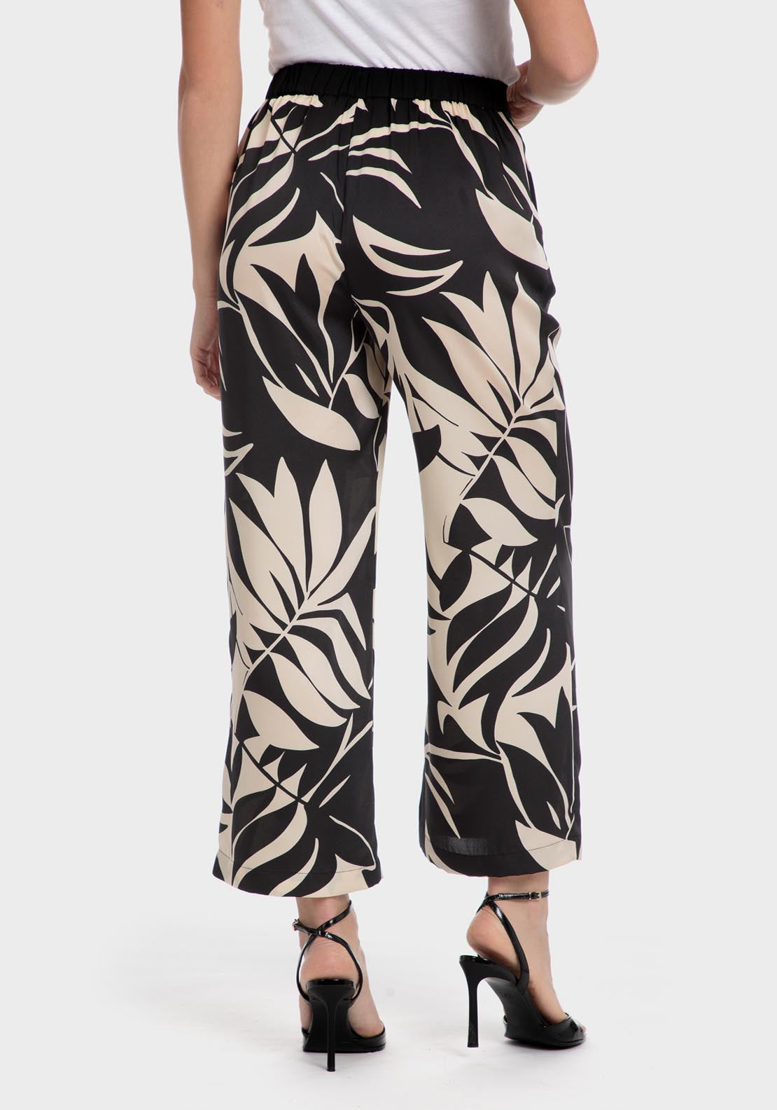 Punt Roma Printed Trousers - Black 4 Shaws Department Stores
