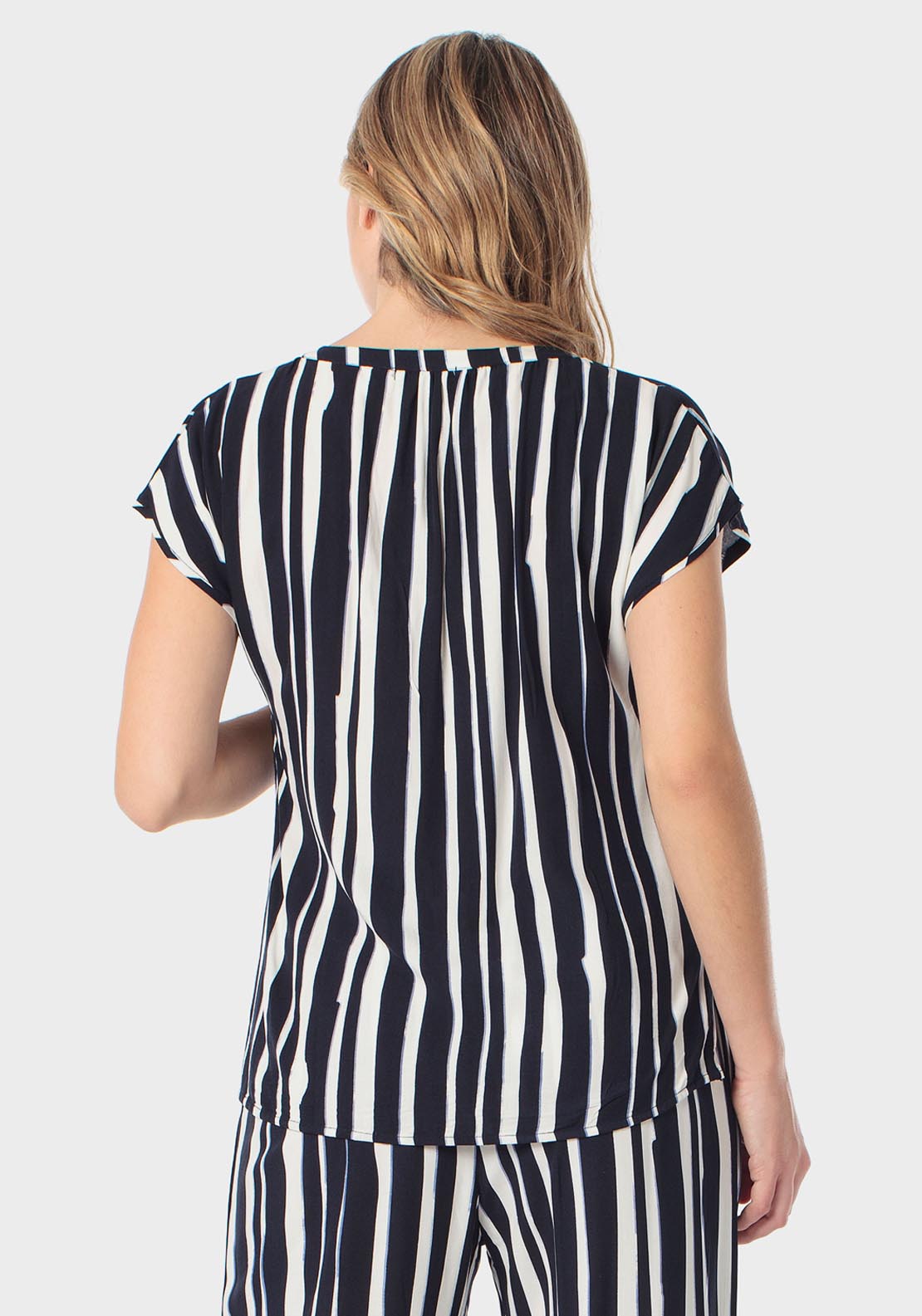 Punt Roma Printed Loose Fitting Blouse - Navy 2 Shaws Department Stores