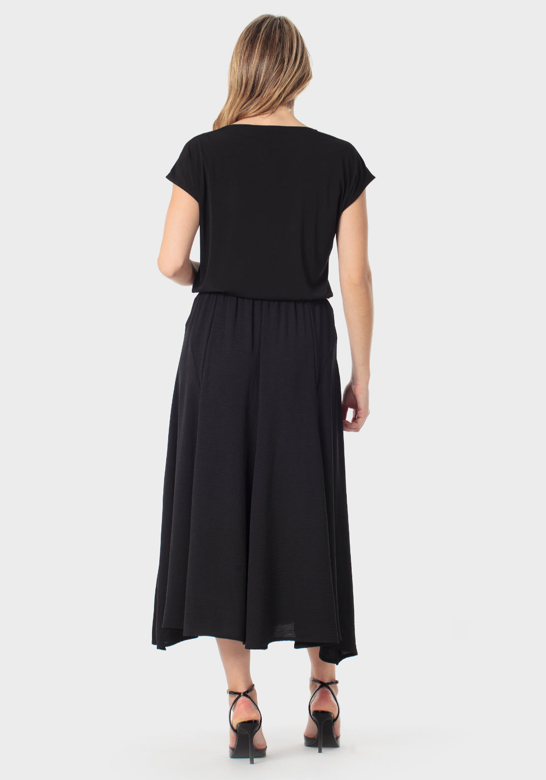 Shoulder Embellished T-Shirt - Black