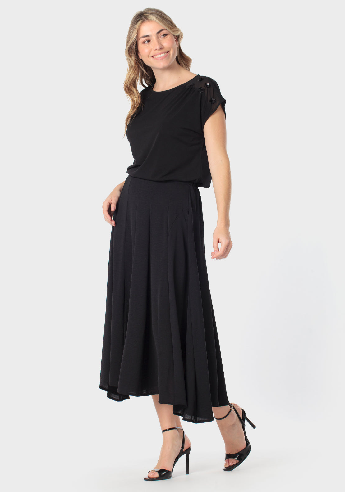 Shoulder Embellished T-Shirt - Black