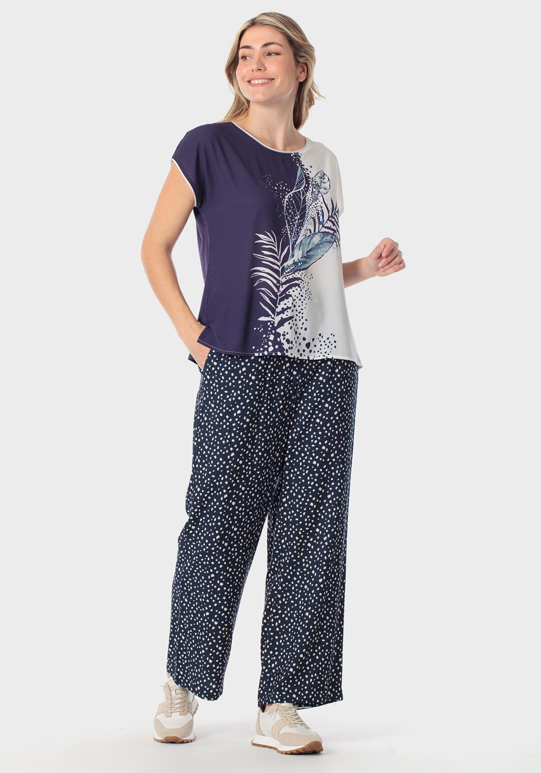 Punt Roma Rhinestone Detail Printed T-Shirt - Navy 3 Shaws Department Stores
