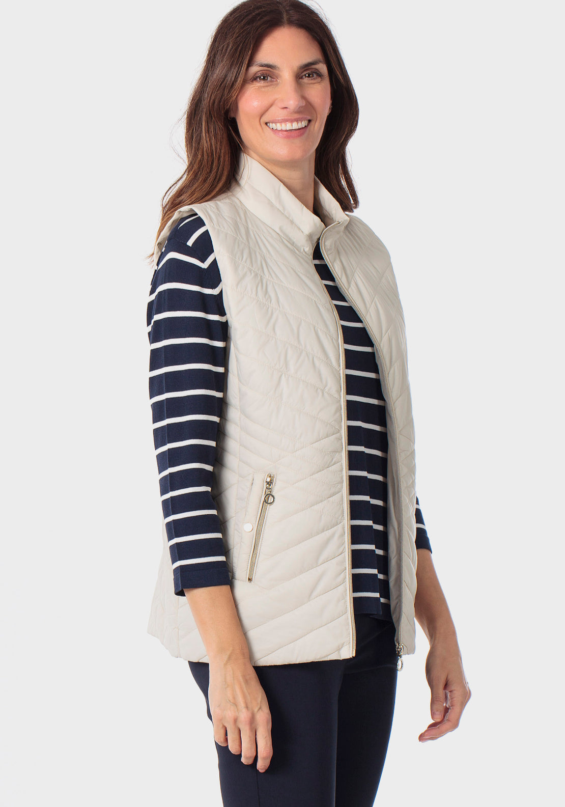 Light Puffer Gilet With Zip Pockets - Beige