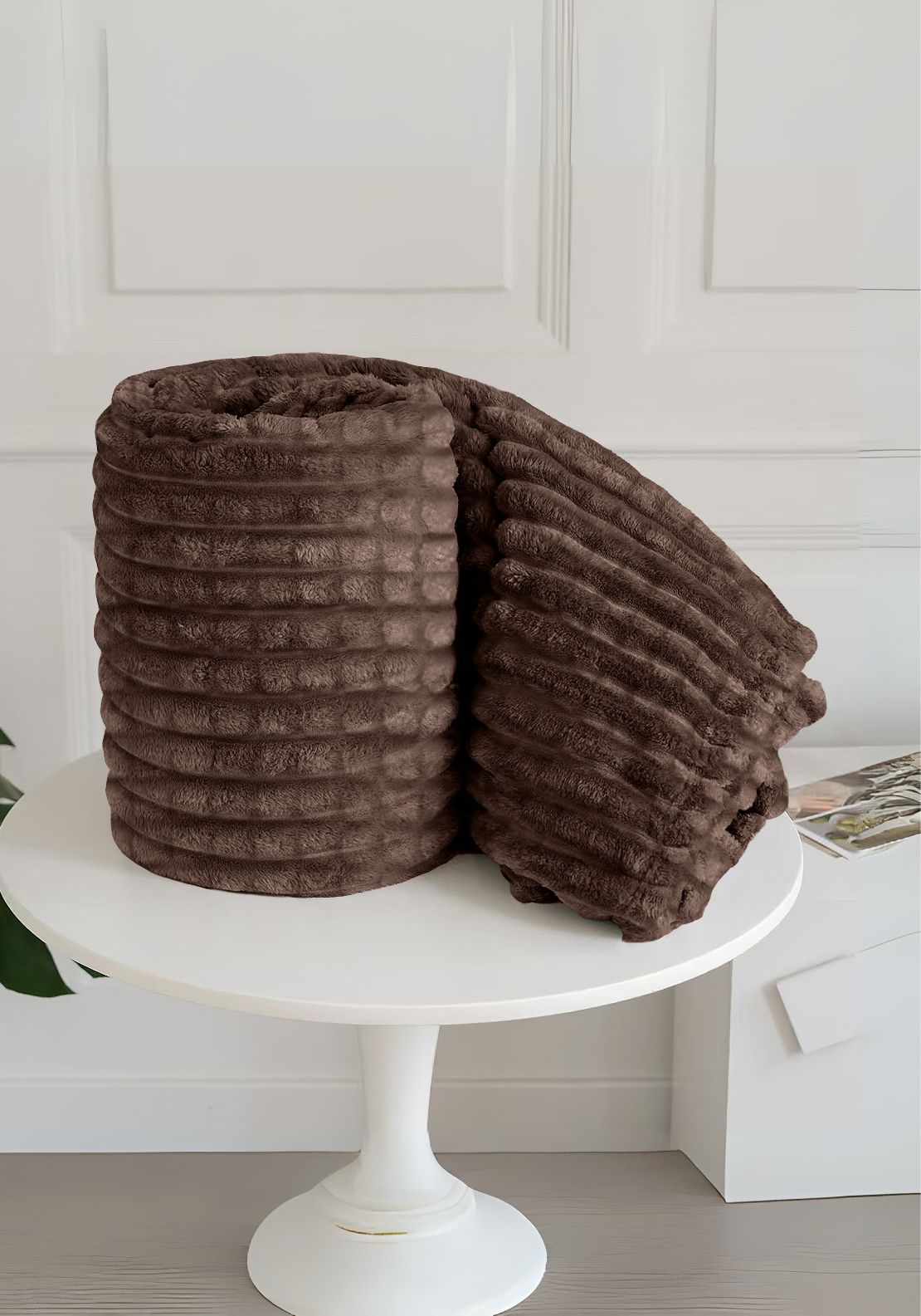 Plush Waffle Throw 150 x 200 cm - Brown