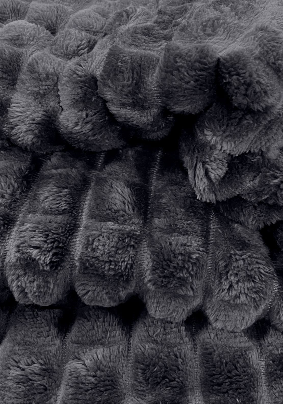 Plush Waffle Throw 150 x 200 cm - Black