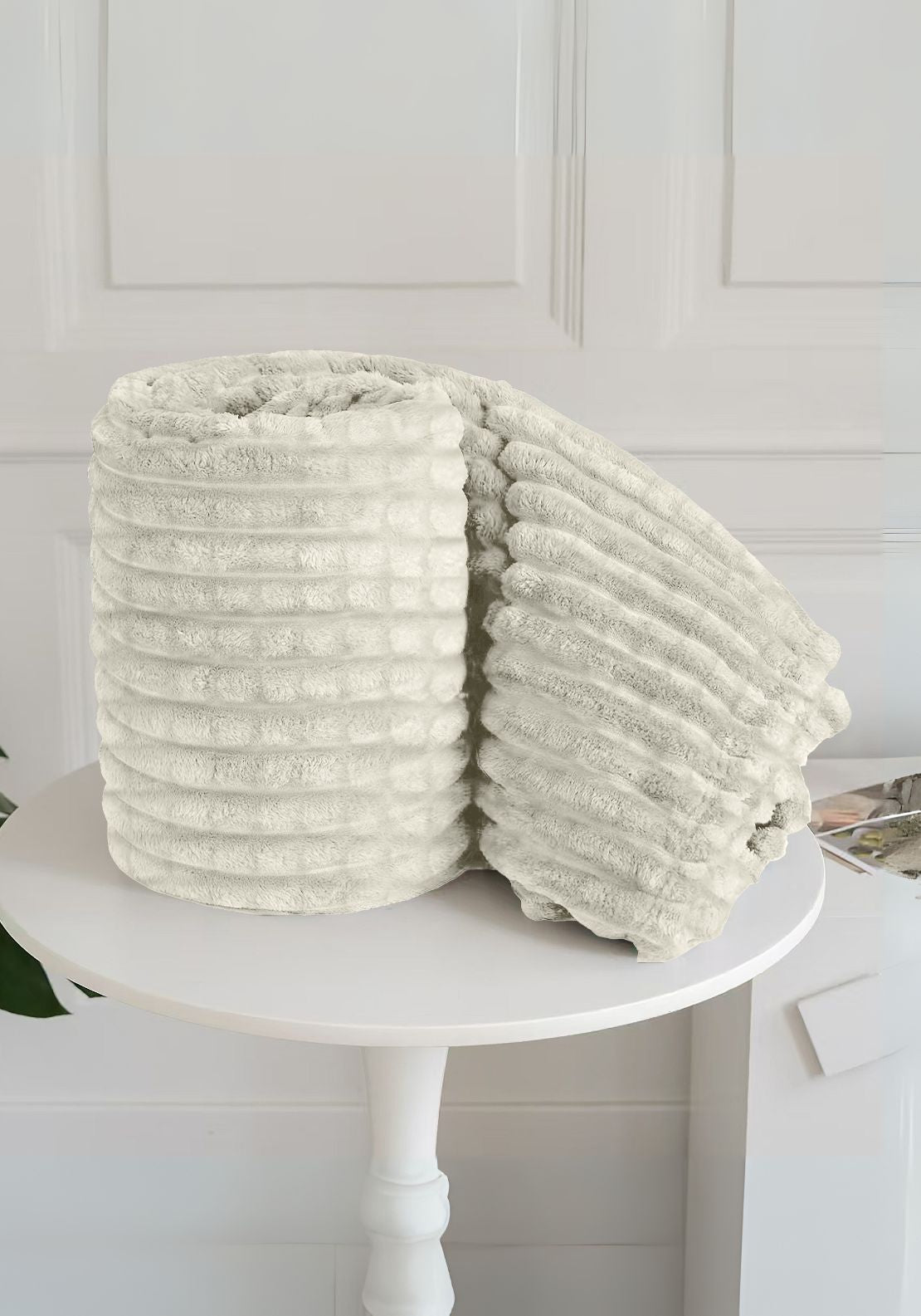 Plush Waffle Throw 150 x 200 cm - Ivory