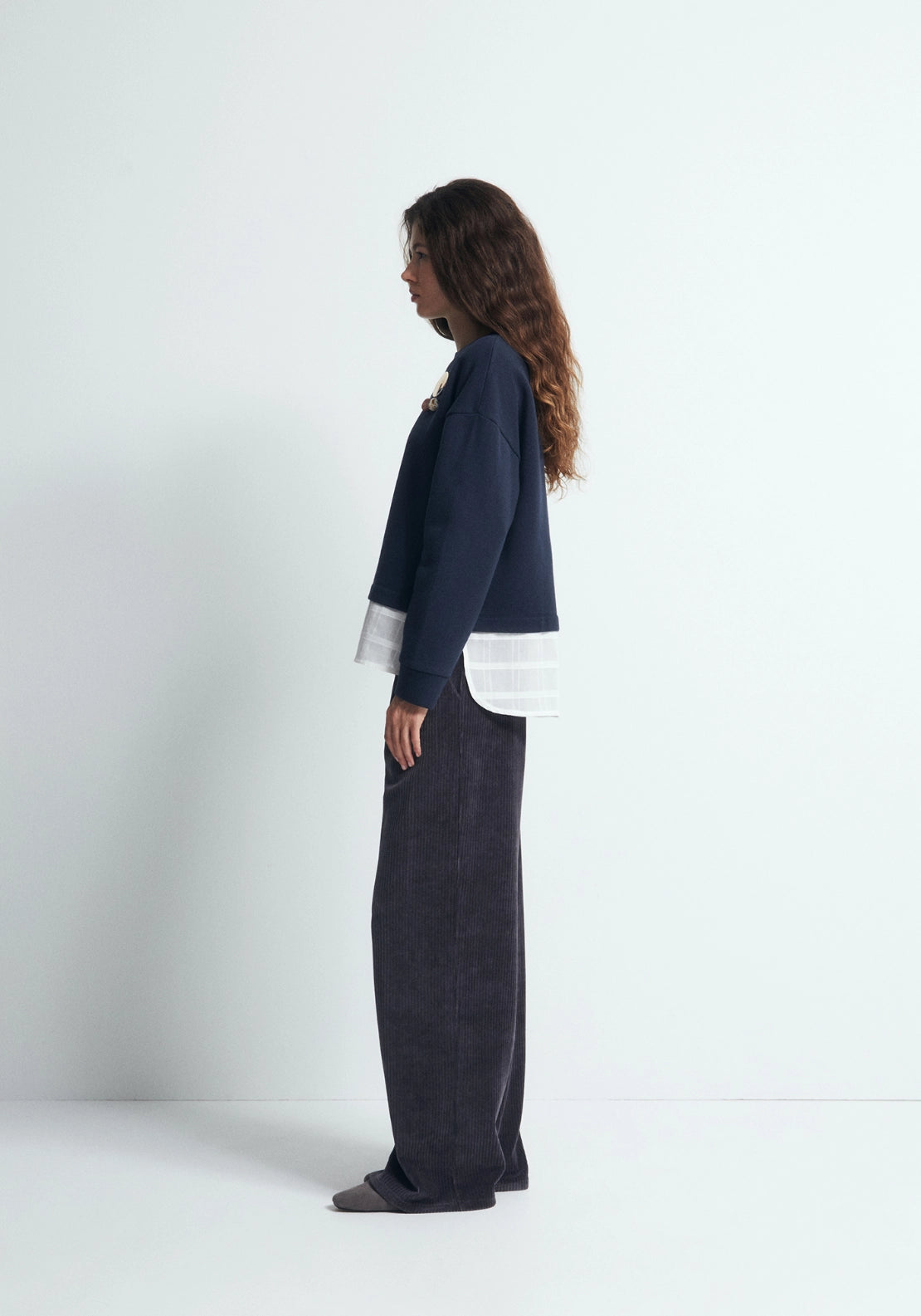 Multi Piece Brooch Sweatshirt - Blue