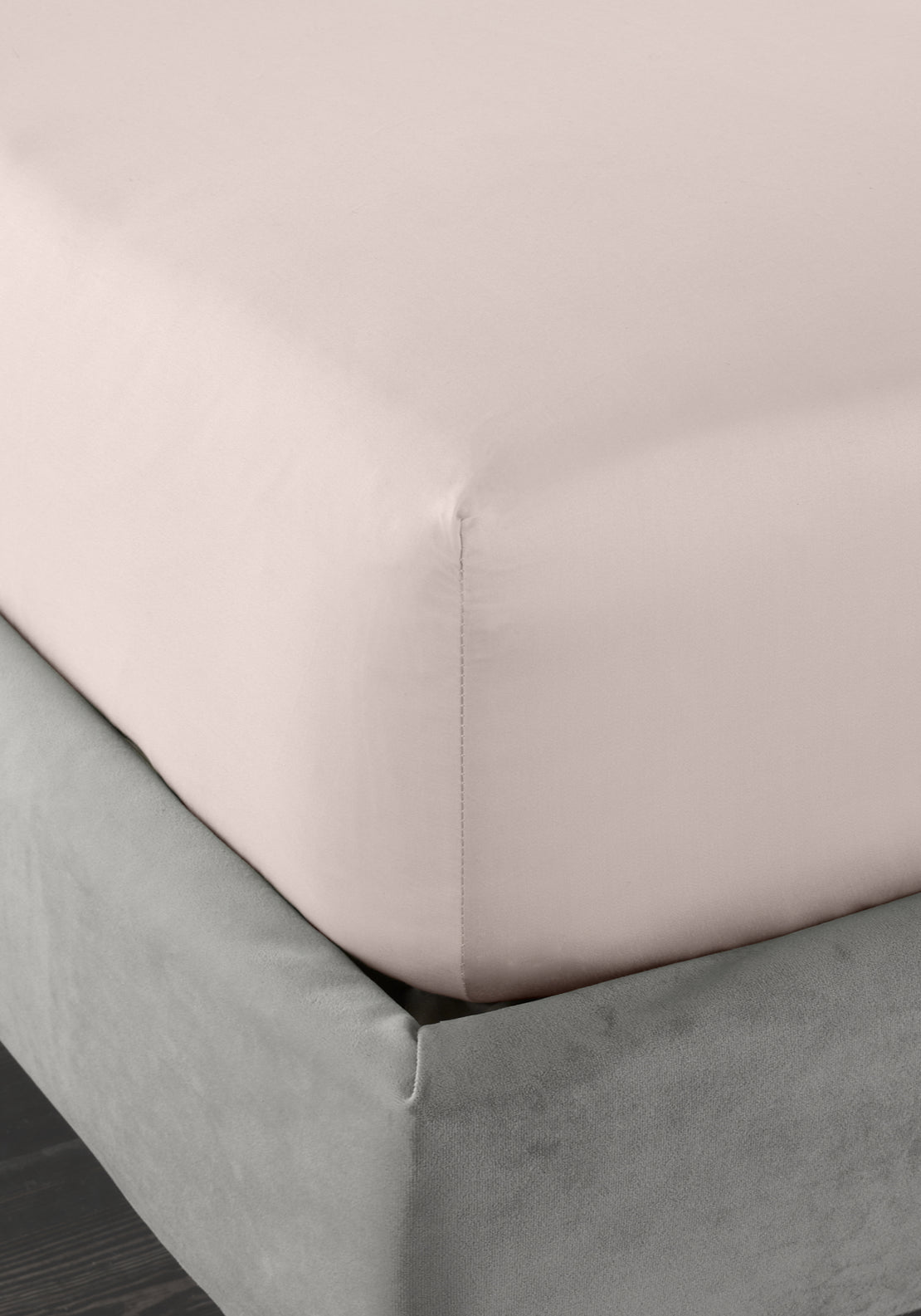 Bianca 100% Cotton Sateen 400 Thread Count Sheet - Fitted 2 Shaws Department Stores