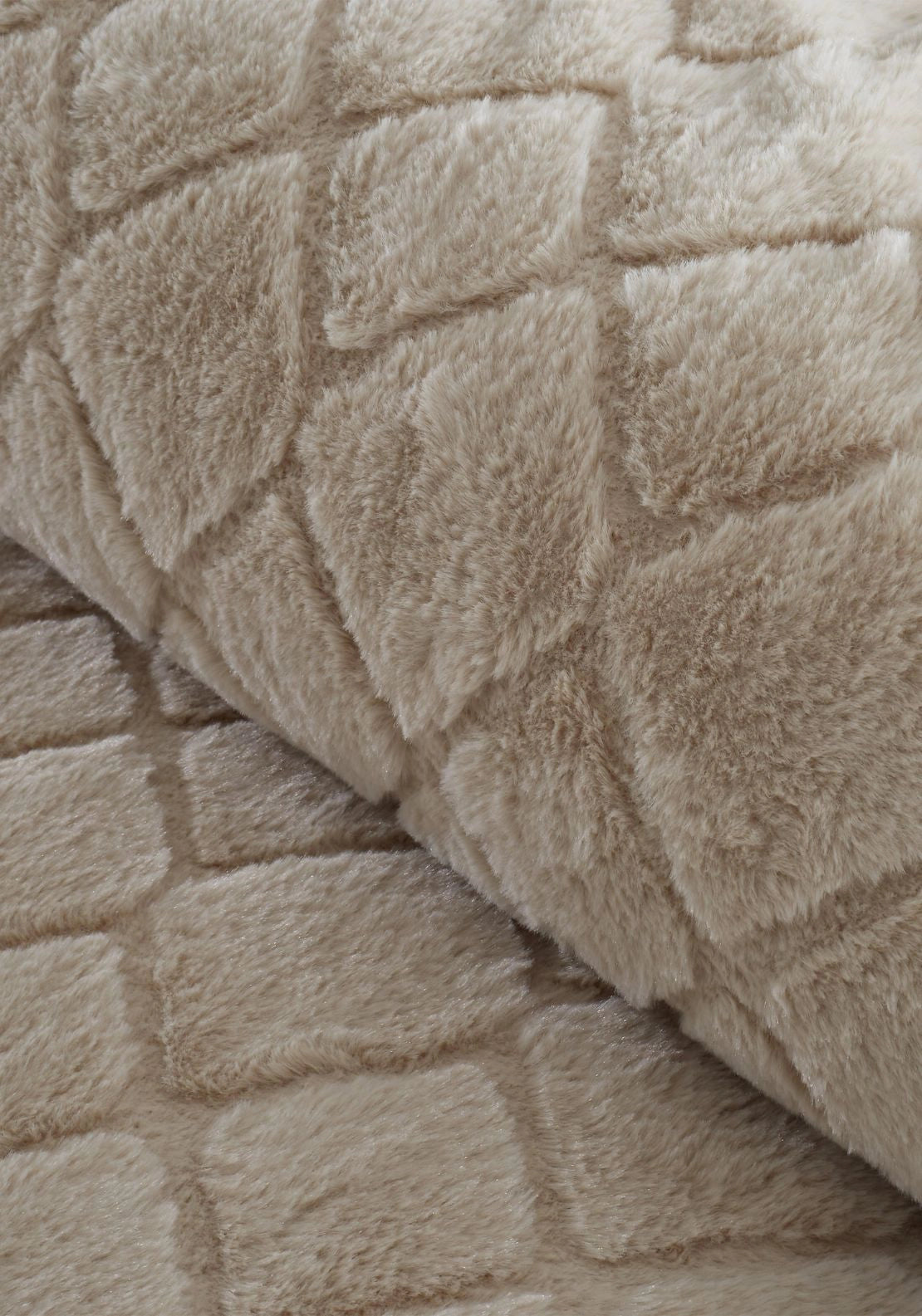 Cosy Diamond Faux Fur Duvet Cover Set Natural - Beige