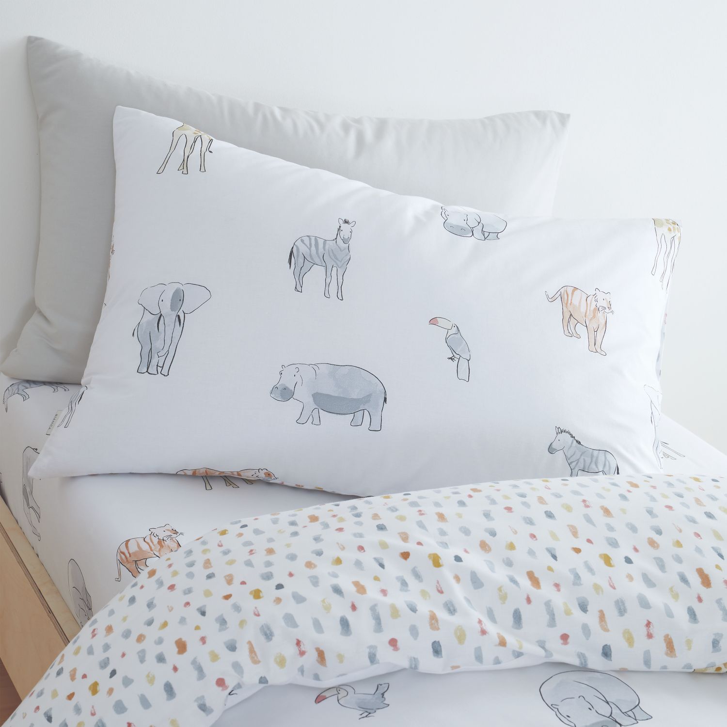 Bianca Zoo Animals Cotton Duvet Cover Set - White/Pastel 3 Shaws Department Stores
