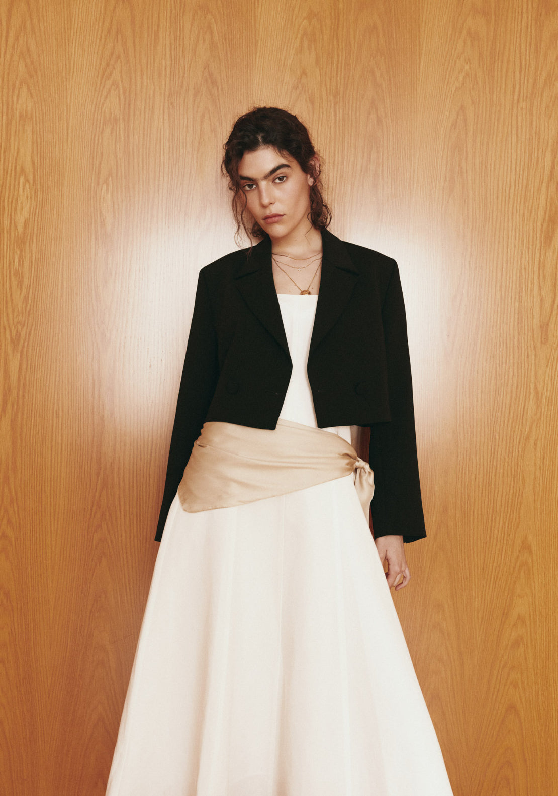 Single Close Cropped Blazer - Black