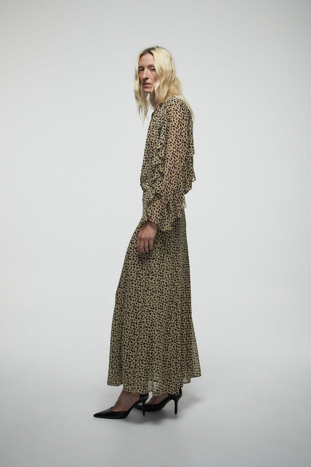 Flowy Leopard Print Skirt - Beige