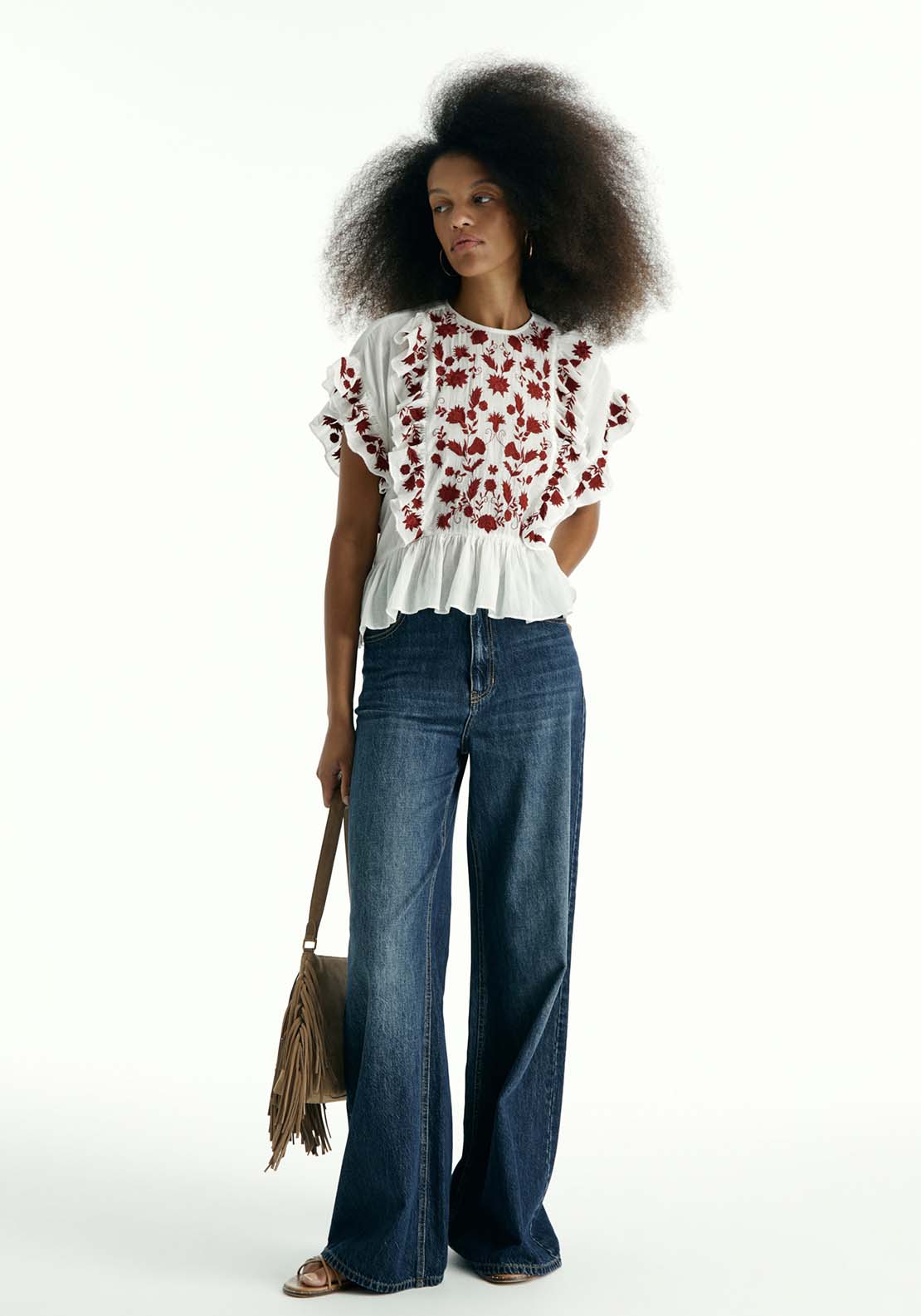 Sfera Embroidered Flowers Top - Off White 5 Shaws Department Stores