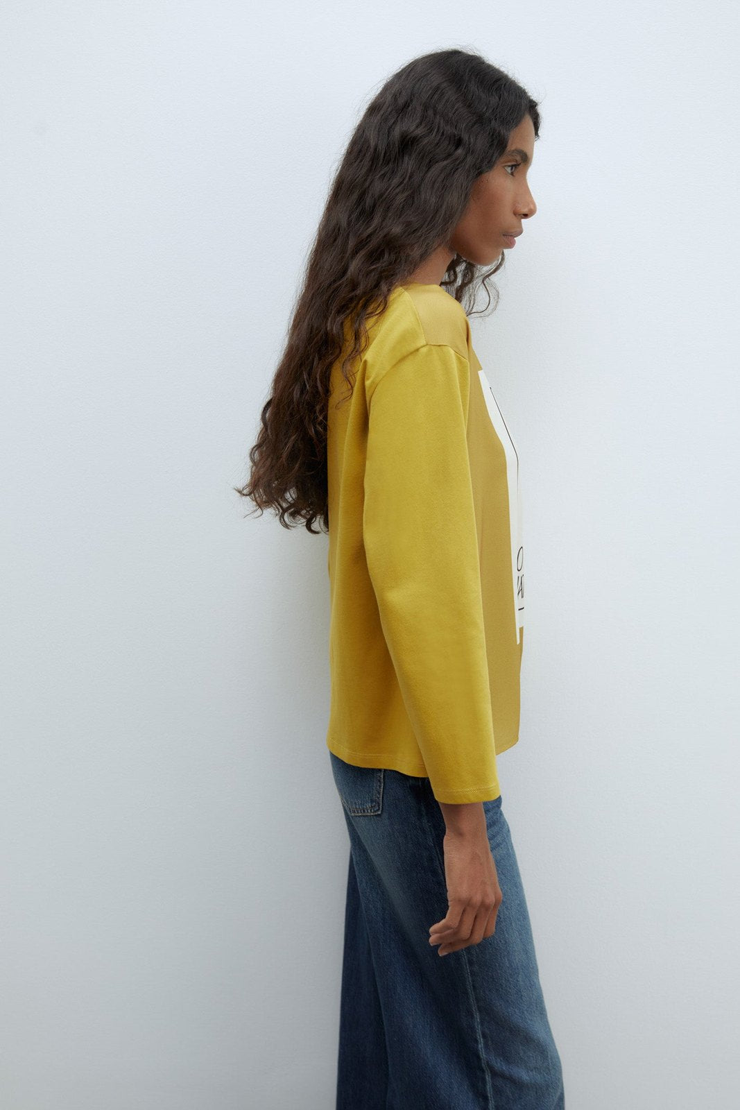 Sfera Graphic-print long-sleeved T-shirt - Olive Green 3 Shaws Department Stores