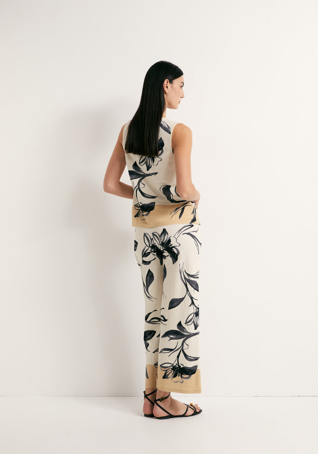 Floral Print Wrap Top - Black