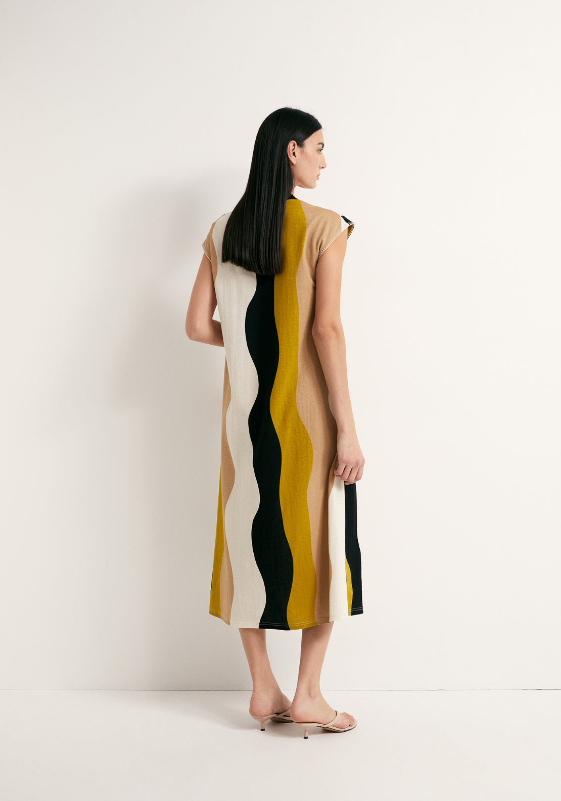 Loose Mid Pleat Dress - Multicolour