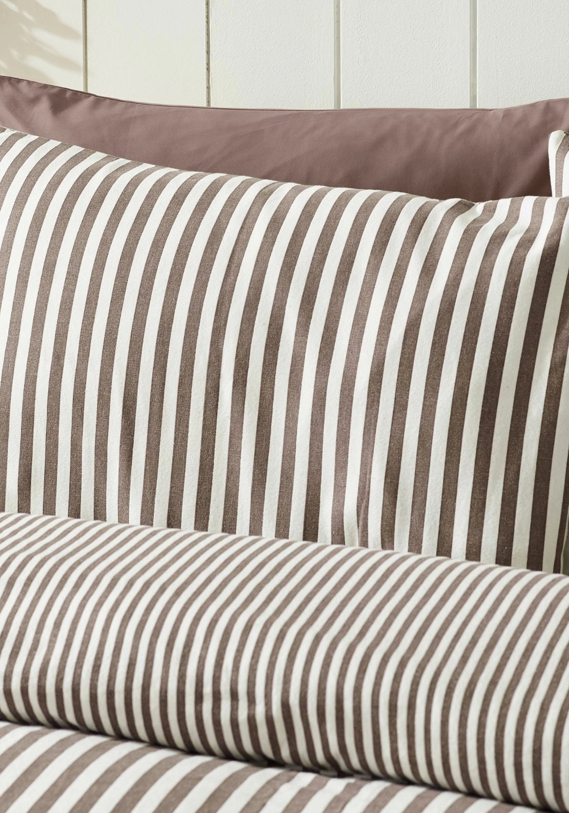100% Brushed Cotton Fine Stripe Reversible Duvet Cover Set - Brown