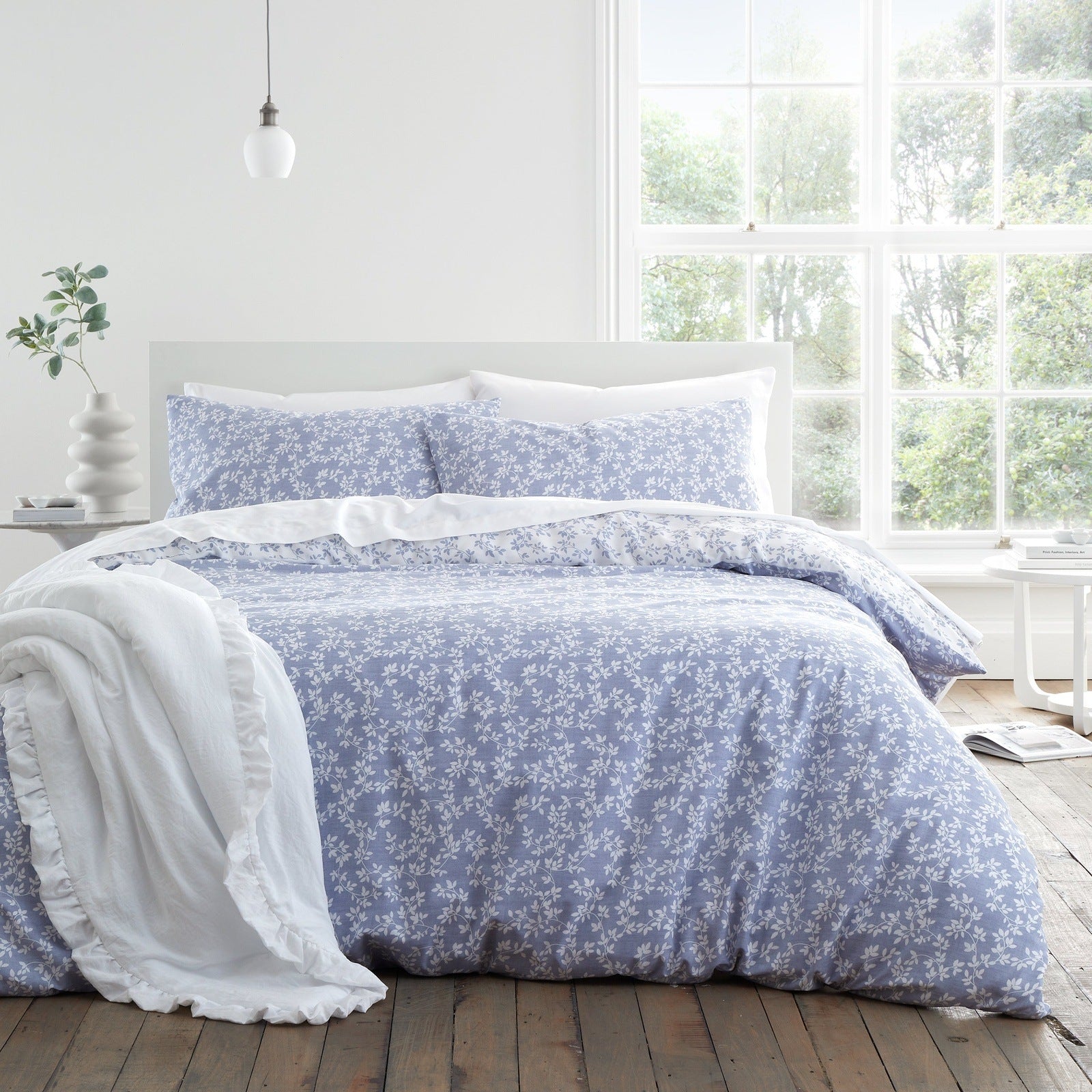 Bianca Shadow Leaves 200 Thread Count Cotton Duvet Cover Set 4 Shaws Department Stores