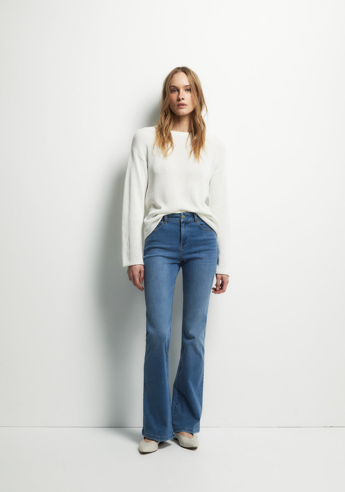 Ribbon Trim Knitwear - White