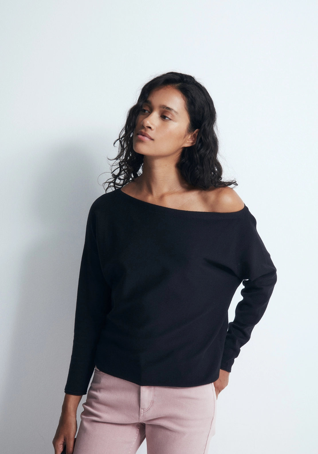Asymmetric Neckline Sweater - Black