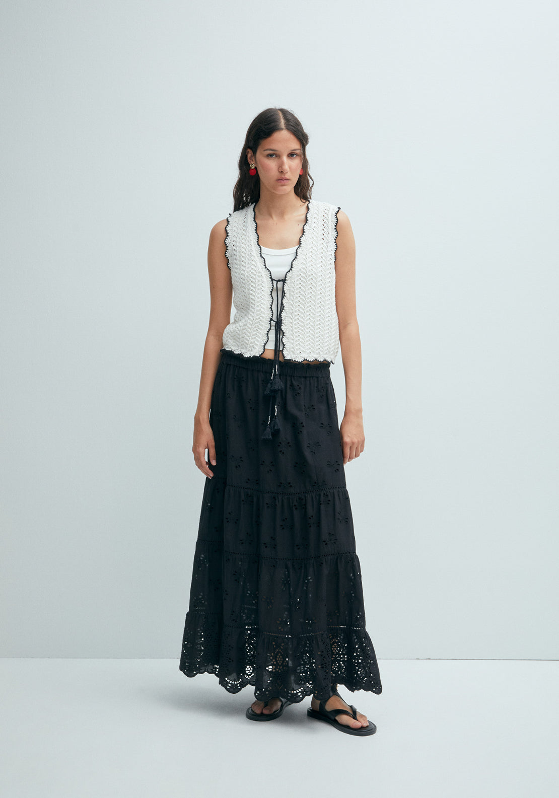 Contrast Trim Vest - White