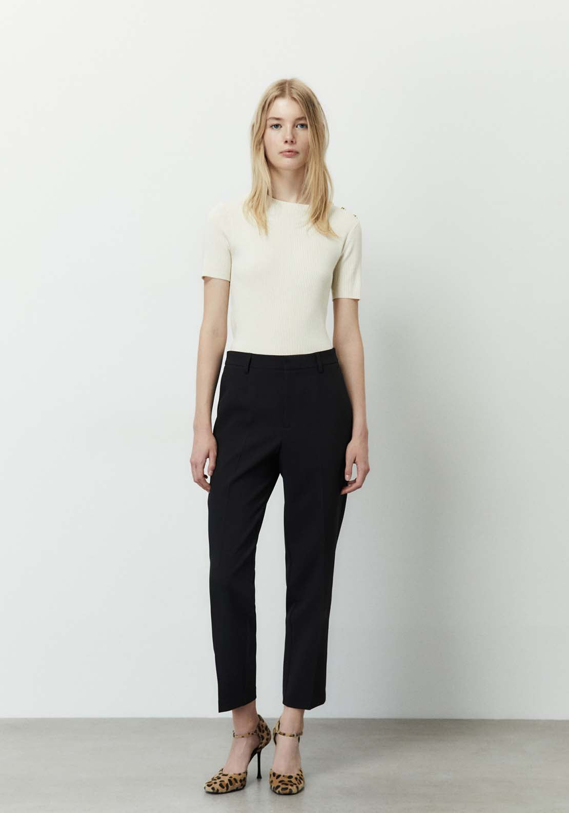 Sfera Ribbed Top With Button Detail - Cream 4 Shaws Department Stores