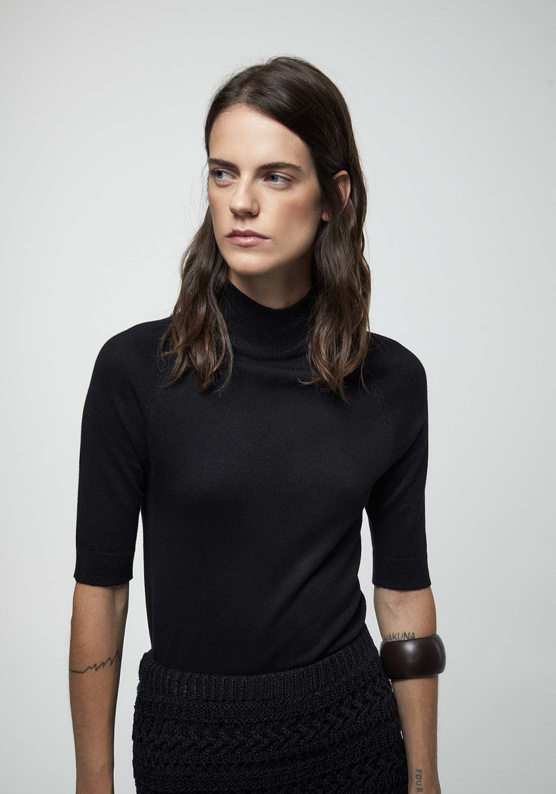 Perkins Collar Sweater - Black