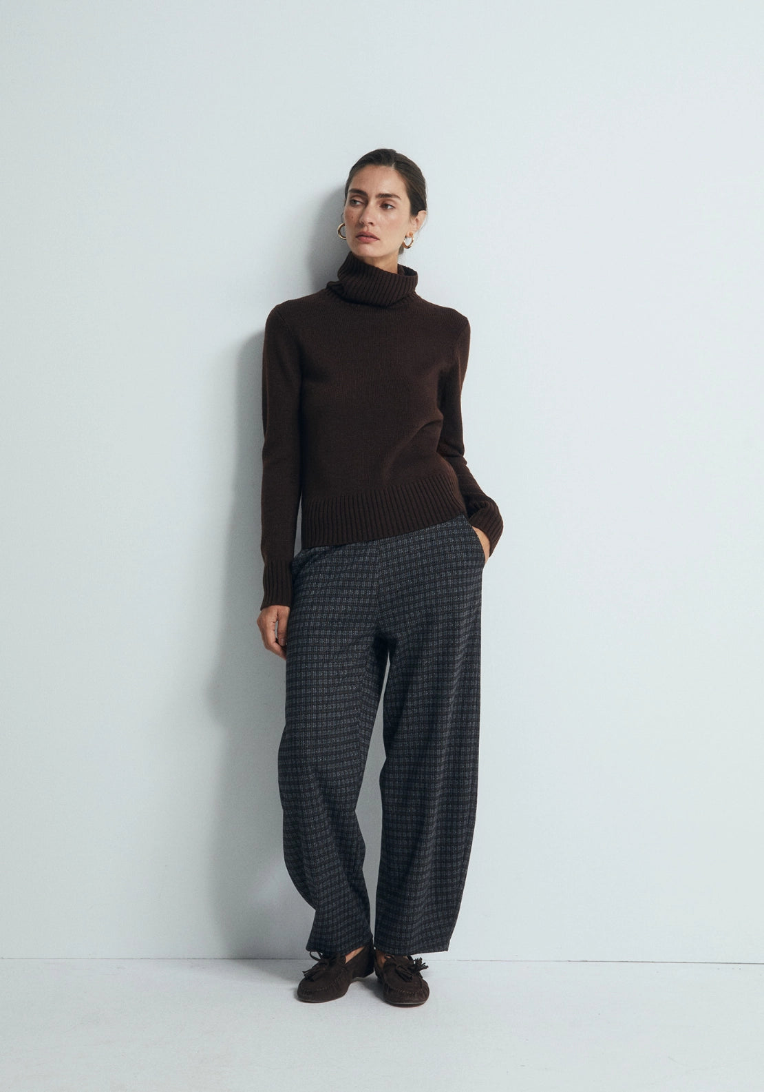 Roll Neck Sweater - Dark Brown