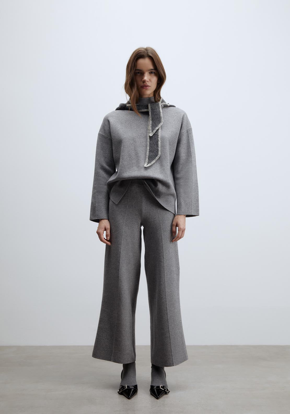 Sfera High-neck sweater set - Grise Medium Mel 2 Shaws Department Stores