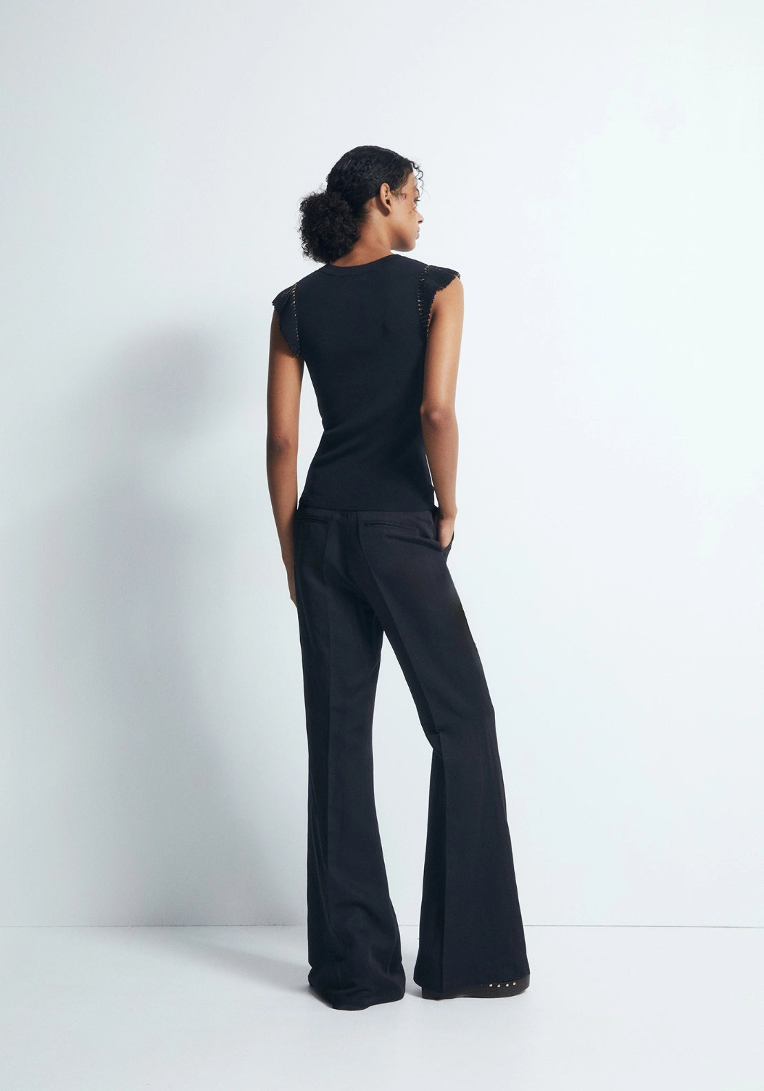 Ruffle Sleeve Knit Top - Black