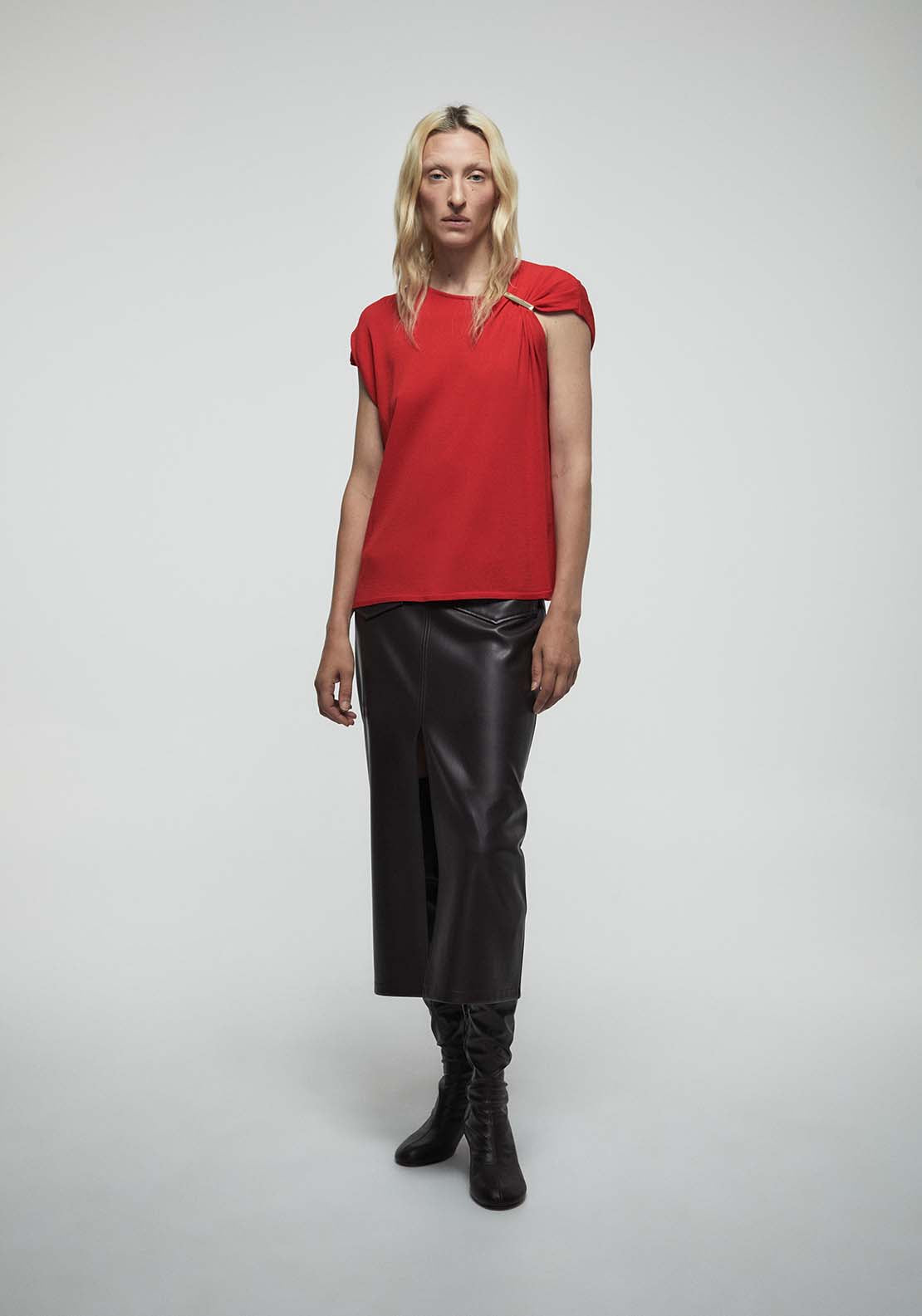 Shoulder Detail Top - Red