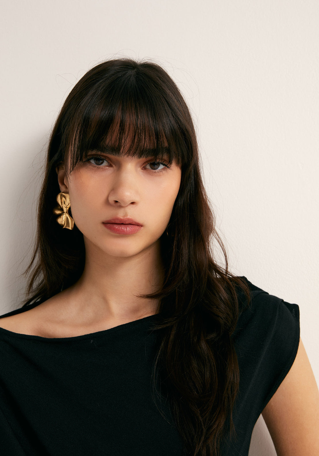 Asymmetric Side Ruching Top - Black