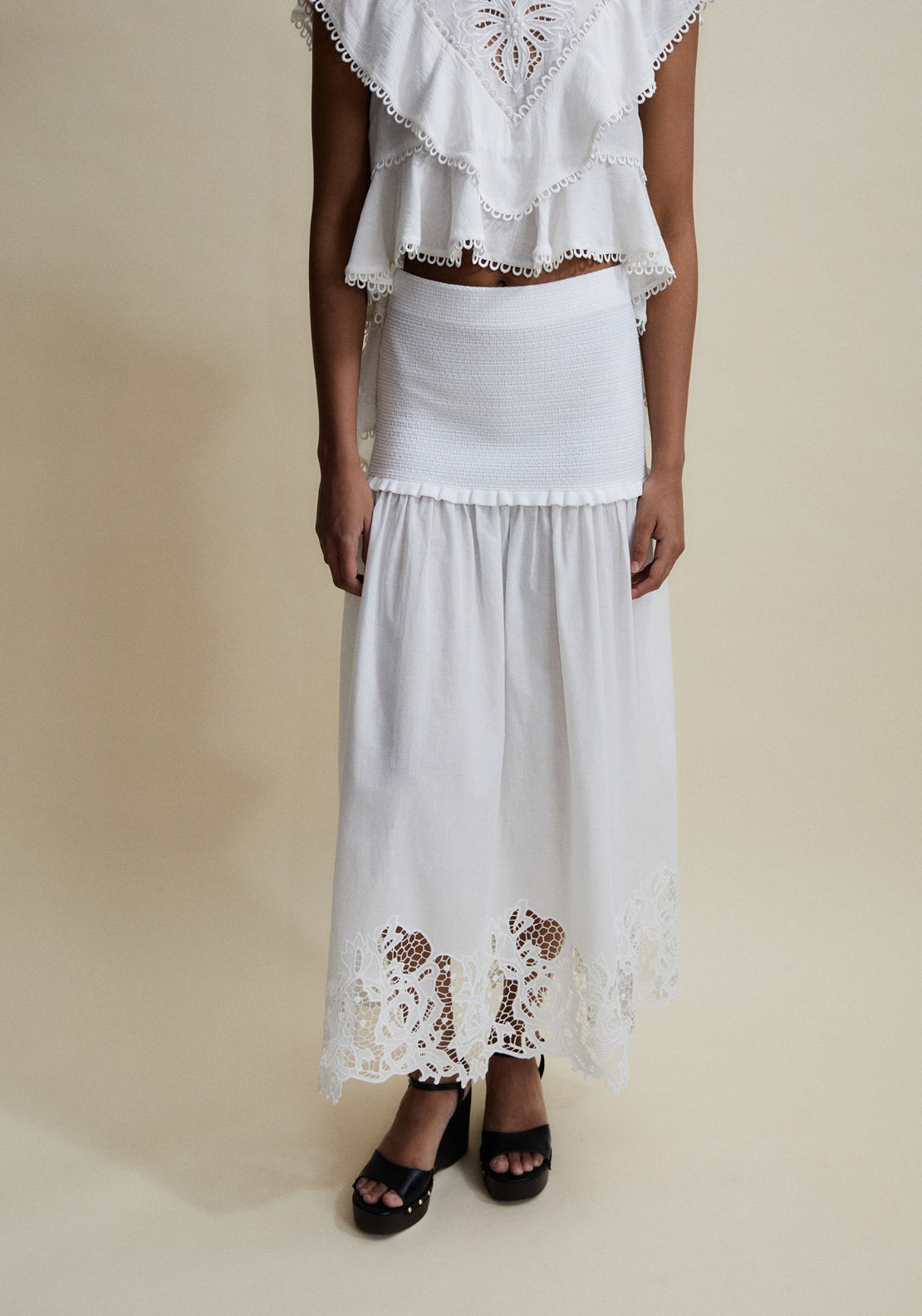 Long Skirt W Embroidery Detail - White