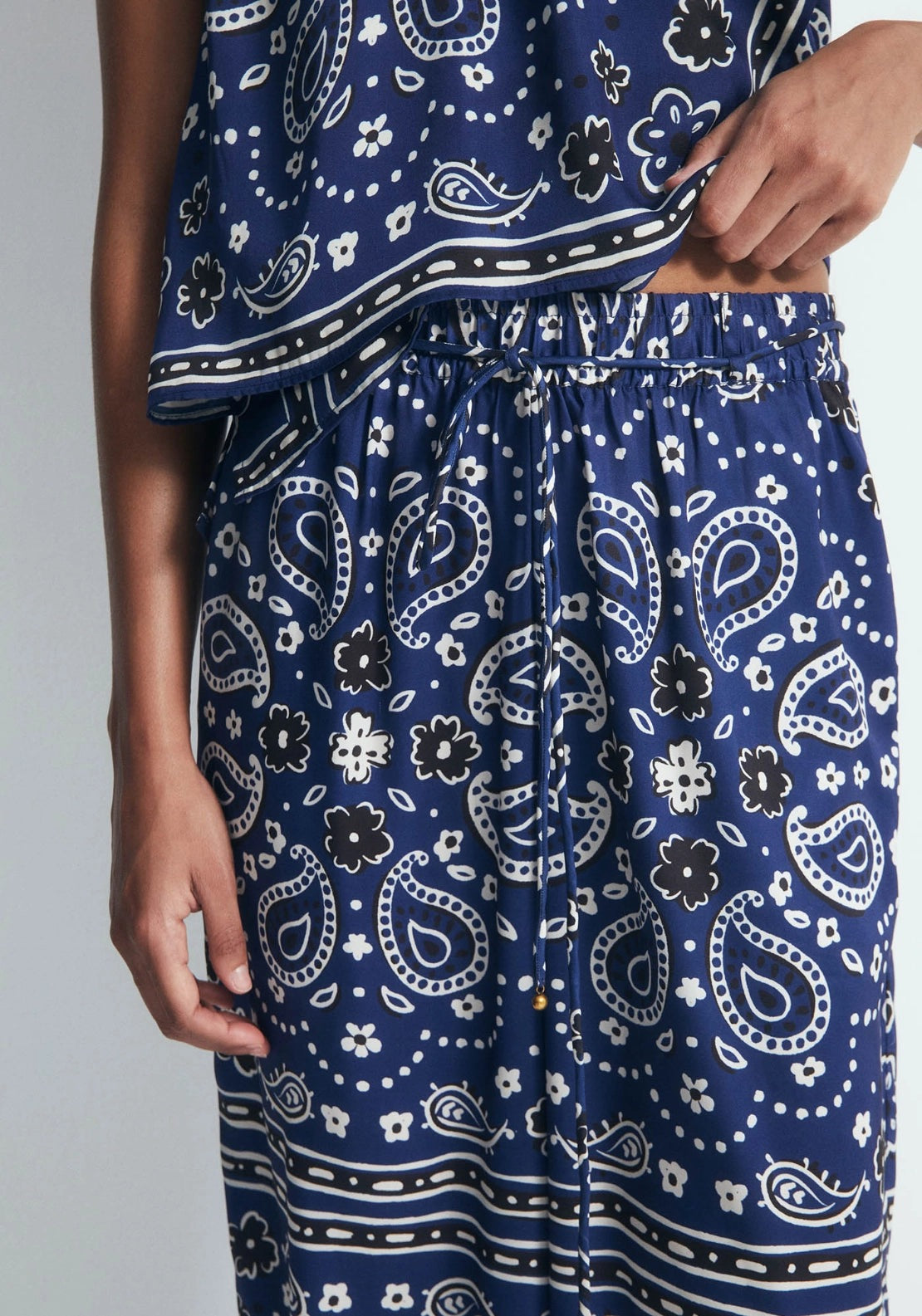 Scarf-Print Trousers - Blue