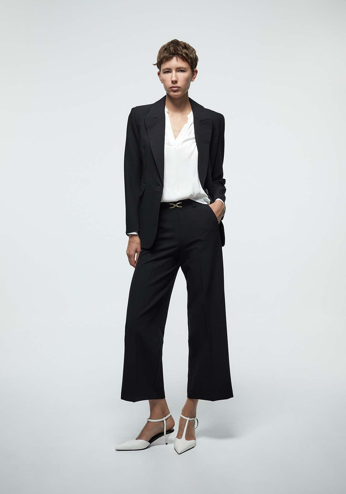 Buckle Detail Plain Trousers - Black