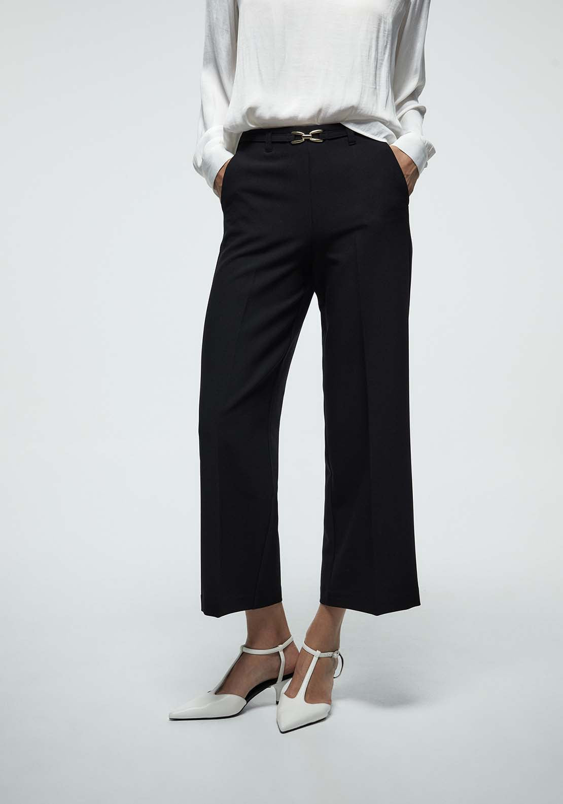 Buckle Detail Plain Trousers - Black