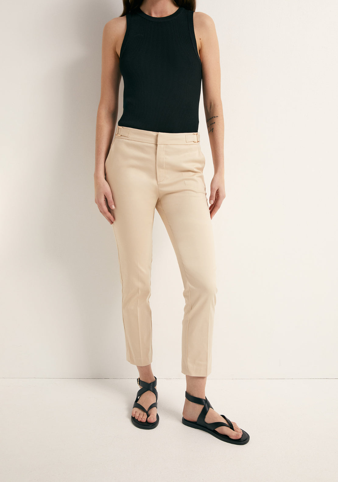 Buckle Detail Capri Trousers - Grey