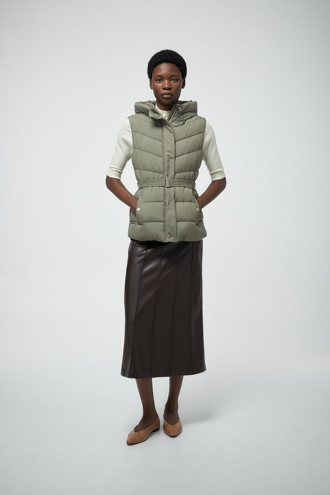 Short Hooded Gilet - Green