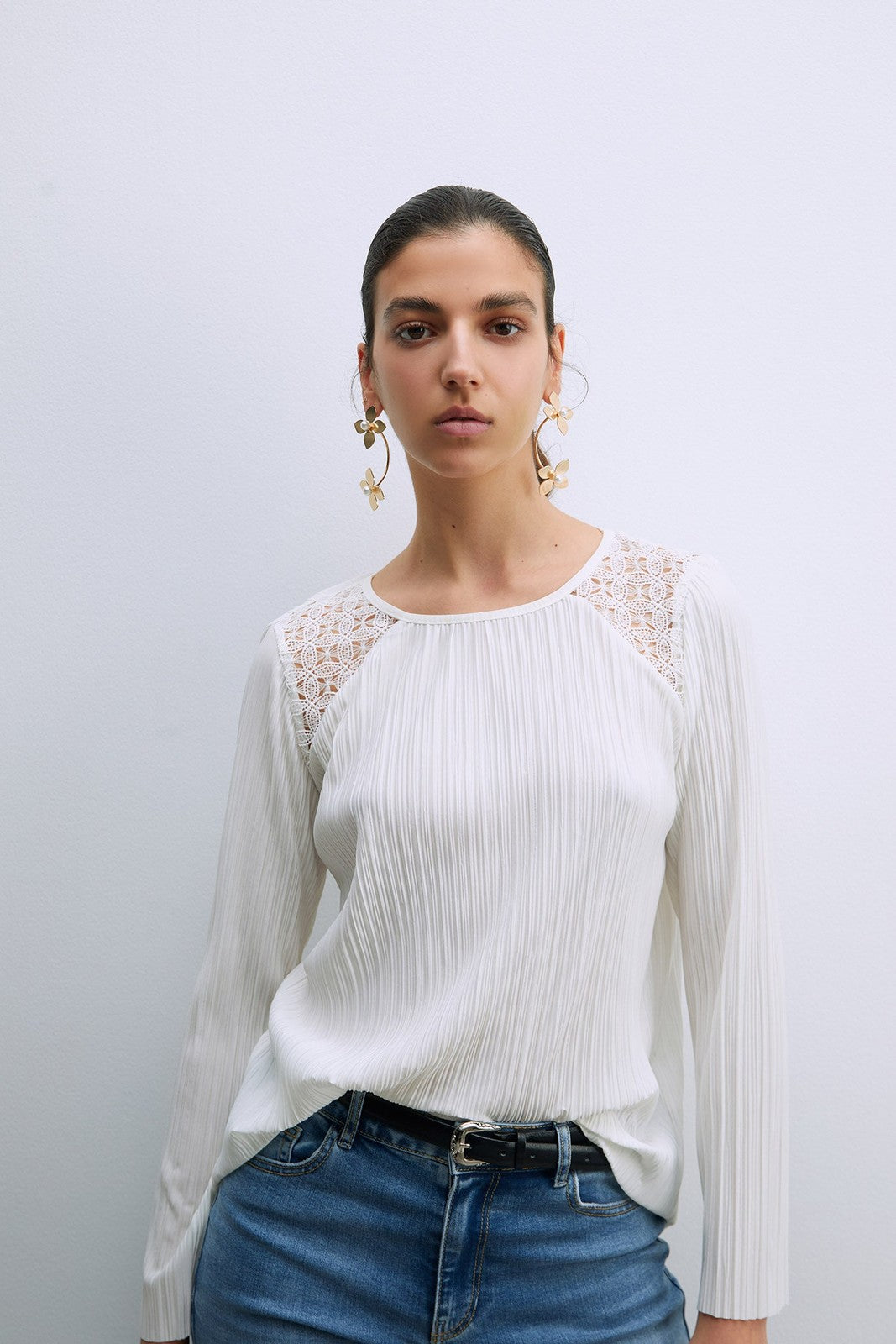 Sfera Romantic Ls Pleat Top - Ecru 4 Shaws Department Stores